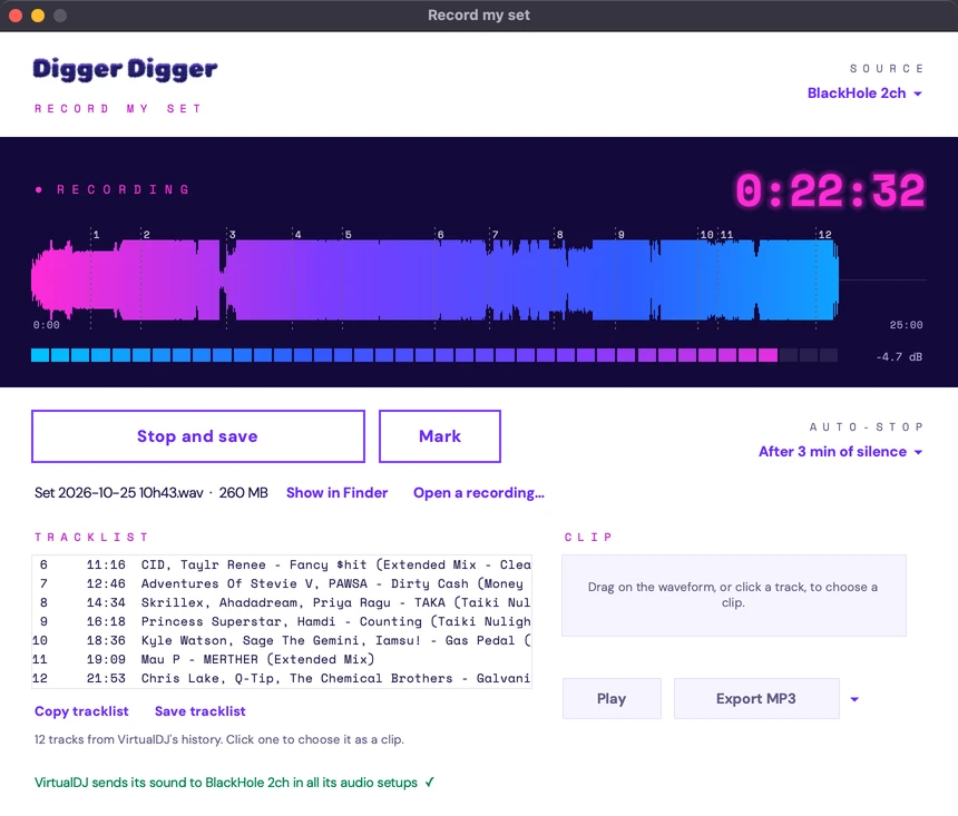 Record my set while it records: a glowing 0:22:32 timer, the waveform with 12 numbered track marks, the level meter and the tracklist from VirtualDJ